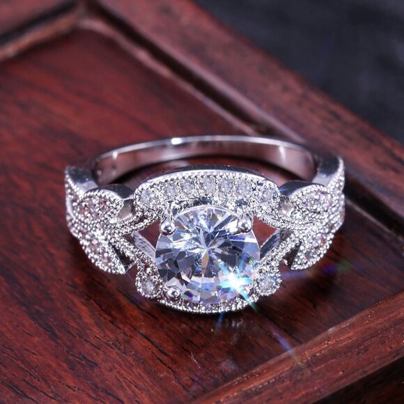 Round Diamond Anillos Retro Flower Silver Vintage Ring for Women, VIP207 - Picture 1 of 5
